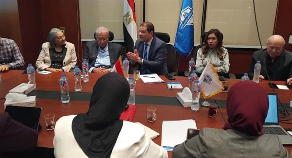 "التأمين الصحي الشامل" تبحث التحديات التي تواجه تطبيق المنظومة فى بورسعيد