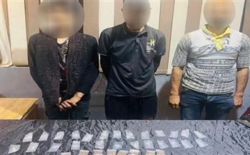   كشف ملابسات فيديو يظهر شخصين يبدو عليهما علامات عدم الإتزان حال إستقلالهما أوتوبيس