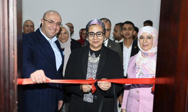 المستشارة أمل عمار تفتتح وحدة مناهضة العنف ضد المرأة بجامعة بني سويف التكنولوجية