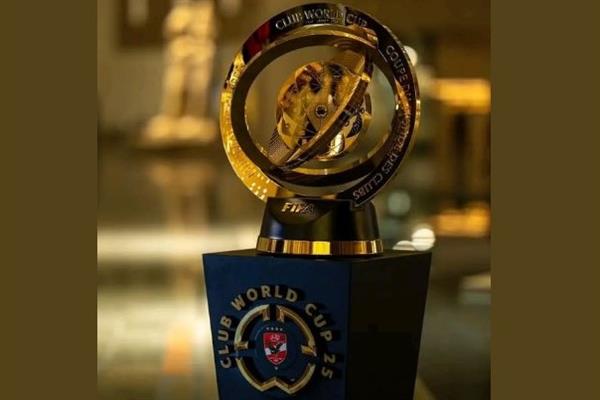 بمشاركة الأهلي .. فيفا يعلن موعد إرسال القائمة النهائية لـ كأس العالم للأندية 2025