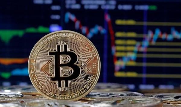 بتكوين تتجاوز 111 ألف دولار وسط تفاؤل بتنظيم العملات الرقمية في الولايات المتحدة
