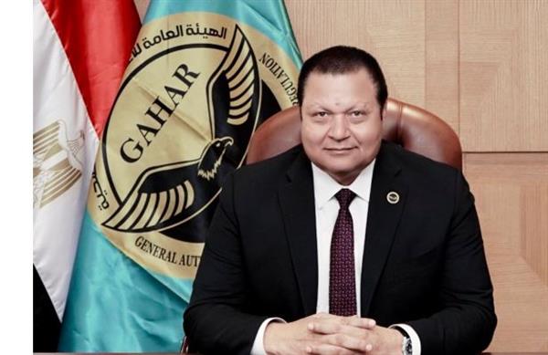 وزير الصحة يُهنئ رئيس الهيئة العامة للاعتماد والرقابة الصحية