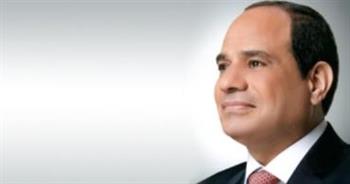   الرئيس السيسي يعزي سلطان عمان لوفاة السيدة والدة حرمه
