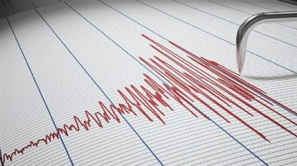 زلزال بقوة 5.7 درجة يضرب جزيرة "سومطرة" الإندونيسية