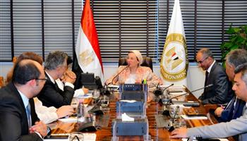   وزيرة البيئة ونظيرتها الفرنسية تبحثان تعزيز مناقشات مواجهة التلوث البلاستيكي بالبحر المتوسط