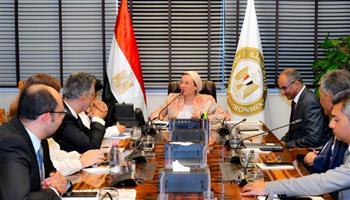 وزيرة البيئة ونظيرتها الفرنسية تبحثان تعزيز مناقشات مواجهة التلوث البلاستيكي بالبحر المتوسط