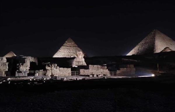 غدا..." الصوت والضوء " تطلق عروض الواقع الافتراضي من الأهرامات