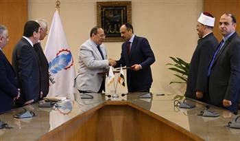   بروتوكول تعاون بين وزارتي الأوقاف و التموين بشأن صكوك الأضحية والصدقات