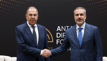 وزير الخارجية الروسي يبحث مع نظيره التركي تطورات الأزمة الأوكرانية عقب محادثات إسطنبول
