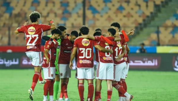 ثنائي الأهلي يقتربان من العودة لقائمة الفريق أمام فاركو