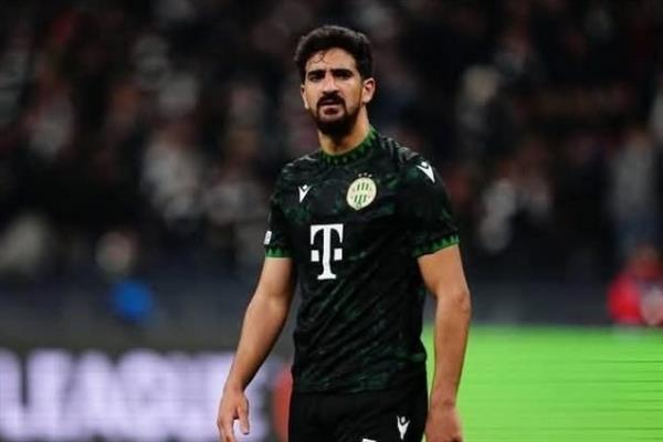 محمد بن رمضان يجتاز الكشف الطبي استعدادا للانضمام لـ الأهلي