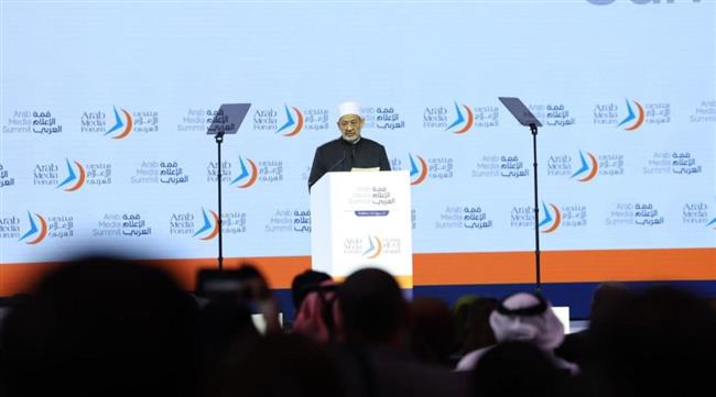 شيخ الأزهر: قضية غزة يجب أن تدور عليها ماكينة الإعلام العربي