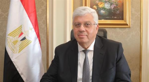 وزير التعليم العالي: الجامعات الأهلية تلعب دورا أساسيا في استيعاب الزيادة