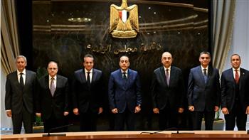   شراكة مصرية أمريكية لتصنيع وتصدير أدوية ومكملات غذائية 