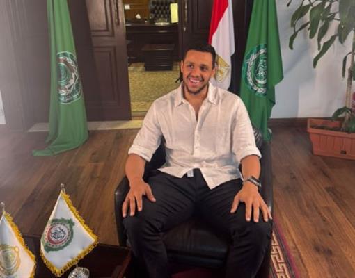الأكاديمية العربية تكرم مصطفى عسل بعد تصدره التصنيف العالمي للإسكواش