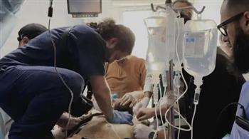 طبيب أمريكي متطوع في غزة : إسرائيل تستهدف المستشفيات بصورة متعمدة