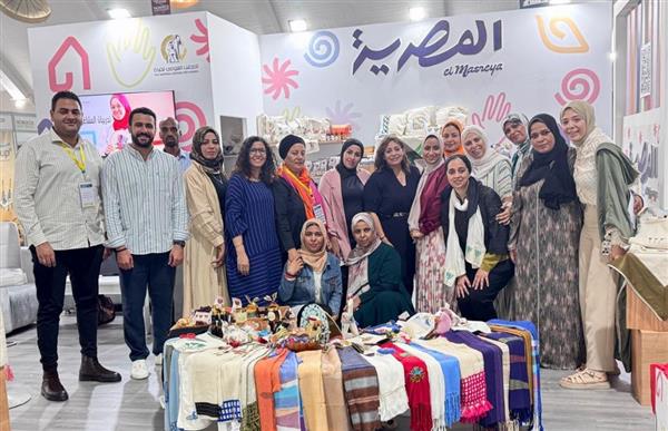 بالصور.. القومي للمرأة يشارك في الدورة العاشرة لمعرض النسيج الدولي بالمملكة المغربية