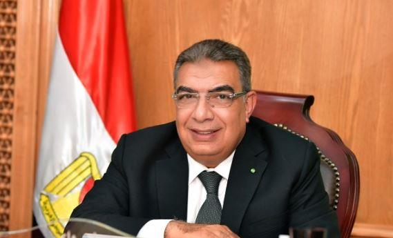 محافظ الدقهلية يتفقد "سوق اليوم الواحد" بالمنصورة