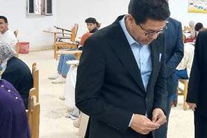 رئيس جامعة بنها يتفقد سير الامتحانات بكلية الهندسة بشبرا