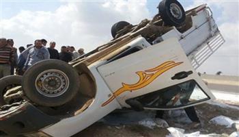   إصابة 3 اشخاص إثر حادث تصادم 3 سيارات بطريق الواحات الصحراوى