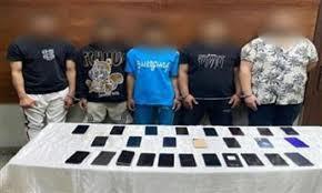 ضبط 5 عناصر جنائية بتهمة سرقة الهواتف المحمولة من المواطنين بالقاهرة