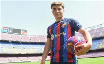 برشلونة يعلن تعرض لاعبه بابلو توري للإصابة