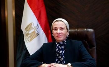   وزيرة البيئة توجه باتخاذ الإجراءات العاجلة لاحتواء تلوث بترولي قرب مدينة أبورديس