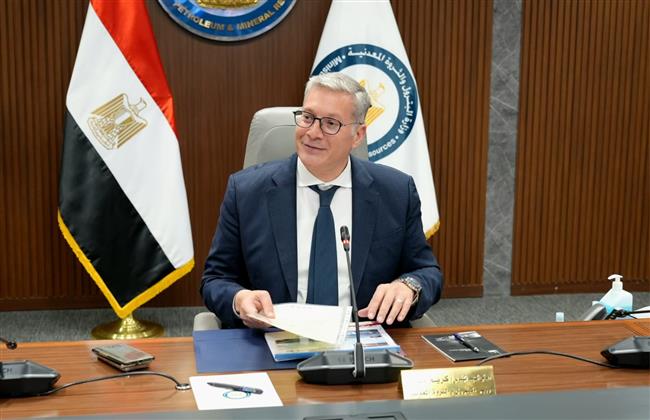 حركة تكليفات جديدة بين قيادات «قطاع البترول»