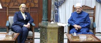   المستشارة أمل عمار تلتقي الإمام الأكبر الدكتور أحمد الطيب لمناقشة سبل التعاون لدعم حقوق المرأة