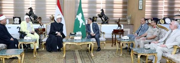 محافظ الشرقية يستقبل مفتي الجمهورية بمكتبه بالديوان العام