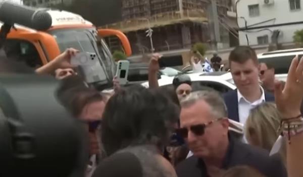 دبلوماسي أمريكي سابق: غزة باتت مصدر إزعاج لـ ترامب وويتكوف مفاوض جيد