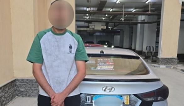 ضبط شخص وضع لوحتين مختلفتين على سيارة أثناء القيادة بمصر الجديدة