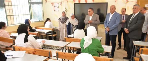 محافظ الدقهلية يتفقد لجان امتحانات الفصل الدراسي الثاني للشهادة الإعدادية