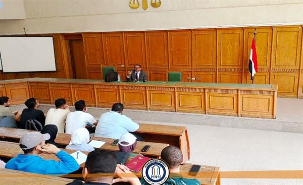 حقوق حلوان الأهلية تُطلق برامج تدريبية احترافية لصقل مهارات طلاب القانون