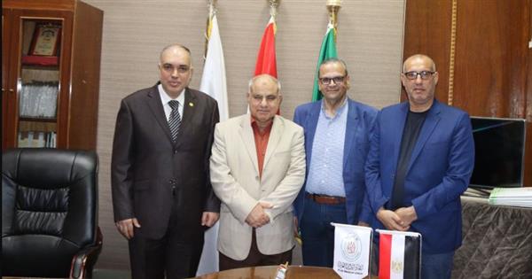 أمين عام اتحاد الأطباء العرب يستقبل وفداً من نقابة أطباء لبنان طرابلس