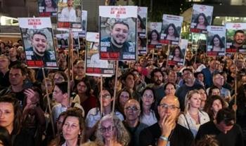 عائلات المحتجزين الإسرائيليين: قرار الحكومة توسيع العملية في غزة تضحية بأبنائنا