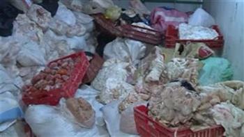  ضبط وإعدام 1.5 طن أغذية فاسدة في حملات بسوهاج