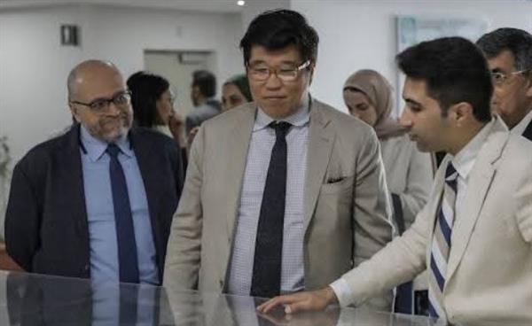 الأكاديمية العربية بالعلمين تستضيف خبير الذكاء الاصطناعي بجامعة "ستانفورد" ووفدًا من السفارة الأمريكية
