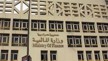   "المالية": إشادة واسعة واهتمام كبير من رجال الاقتصاد بحزمة التسهيلات الضريبية