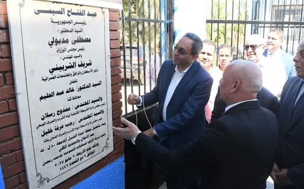 محافظ قنا يفتتح محطة مياه شرب الجبيل المدمجة و تخدم 60 ألف نسمة