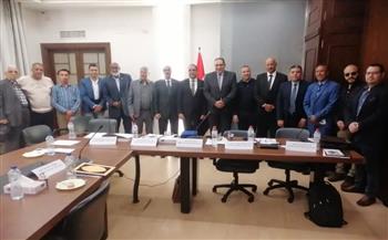   مستخلصي الجمارك بالغرفة التجارية بالإسكندرية تبحث سبل مواجهة التحديات بالقطاع