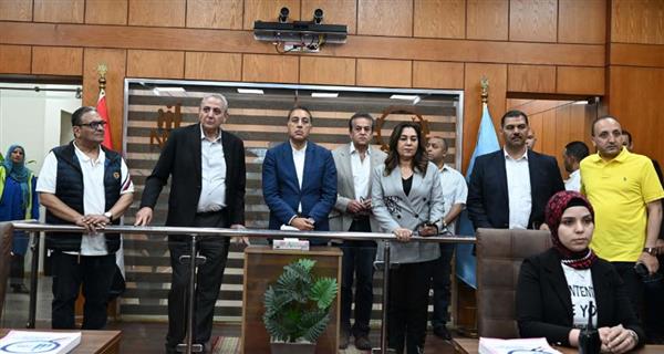 مدبولي: الدولة تولي أولوية قصوى لاستكمال منظومة الشبكة الوطنية للطوارئ