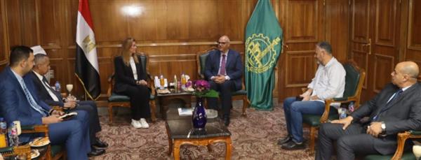 محافظ القليوبية يستقبل المدير التنفيذى للأكاديمية الوطنية للتدريب وتأهيل الشباب