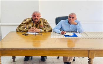   رئيس سياحة ومصايف الإسكندرية يجتمع بمستأجري الشواطئ لتذليل العقبات 