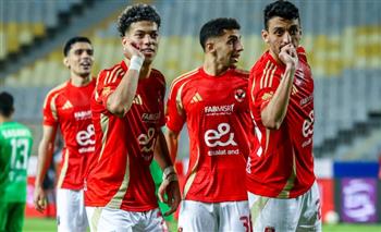   الأهلي يفوز 4-2 على المصري ويواصل الزحف نحو صدارة الدوري