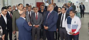 وفد لجنة الإدارة المحلية بمجلس النواب يتفقد مستشفى "الناس" بشبرا الخيمة
