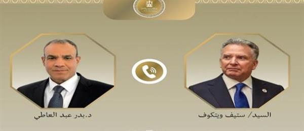 وزير الخارجية يؤكد لـ ويتكوف أهمية النفاذ الكامل للمساعدات الإنسانية لقطاع غزة