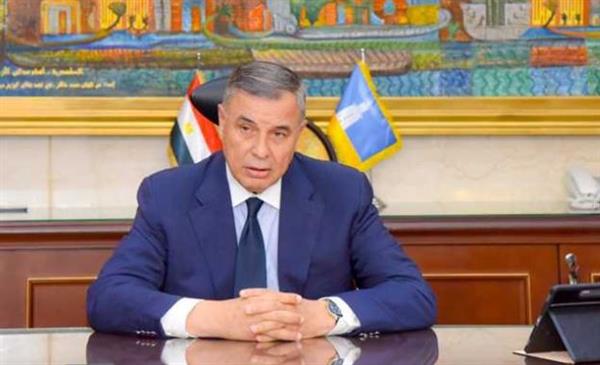 محافظ الاسكندرية يوجه بالتصدي لأعمال البناء العشوائي المخالف وإزالته في المهد