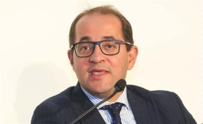 وزير المالية يوجه بتسهيل الإجراءات الجمركية لضيوف الرحمن