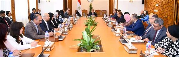 وزير الخارجية يتابع جهود الوزارة فى رعاية المواطنين المصريين بالخارج